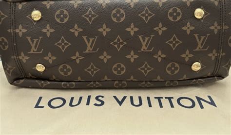 profilattico louis vuitton costo|false Louis Vuitton shirts.